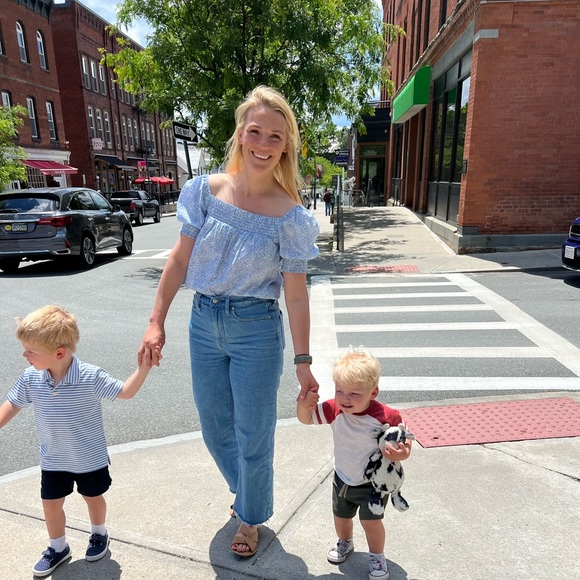 Meet your Posher, Amanda - Picture 1 of 1